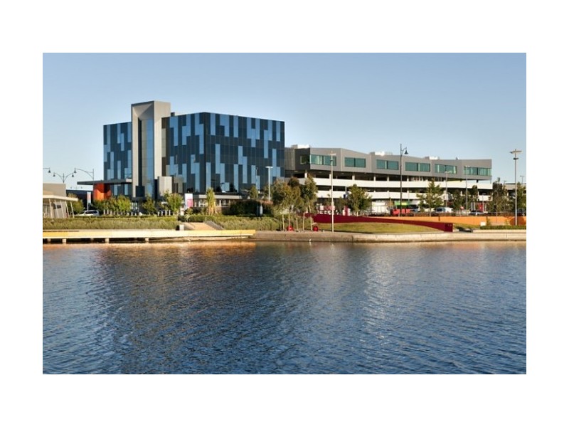 23 Beaconsfield Lane, Caroline Springs VIC 3023