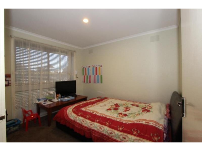 27 Opie Road, Deer Park VIC 3023