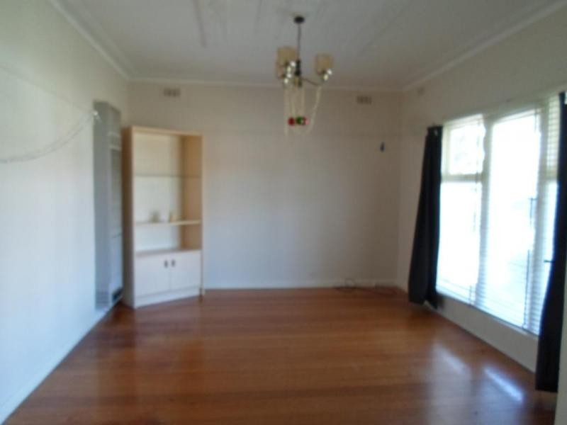 15 Beaver Street, St Albans VIC 3021