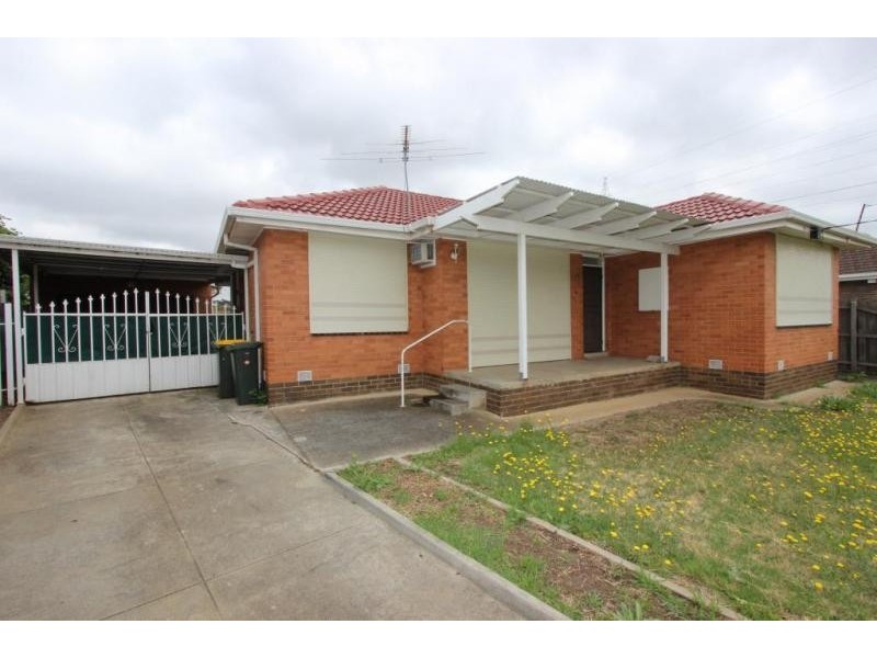 40 Thorndon Drive, St Albans VIC 3021