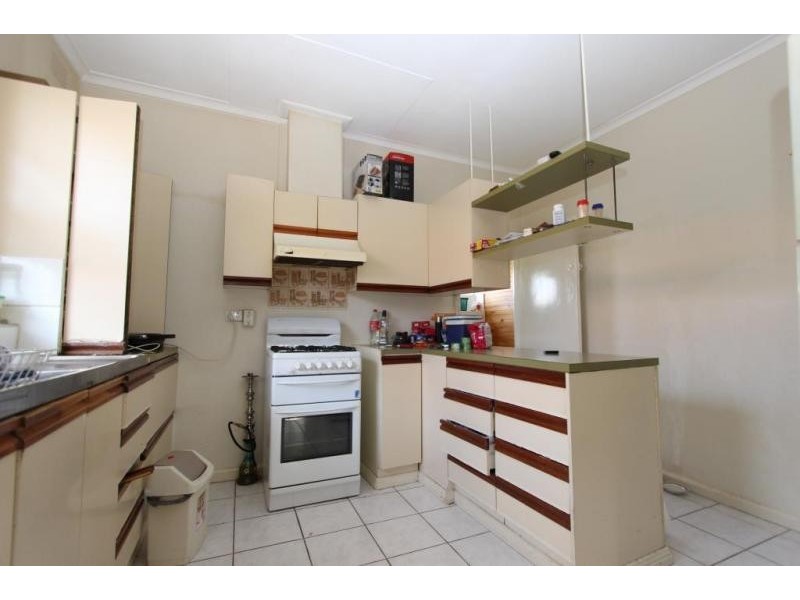 37 Douglas Avenue, St Albans VIC 3021