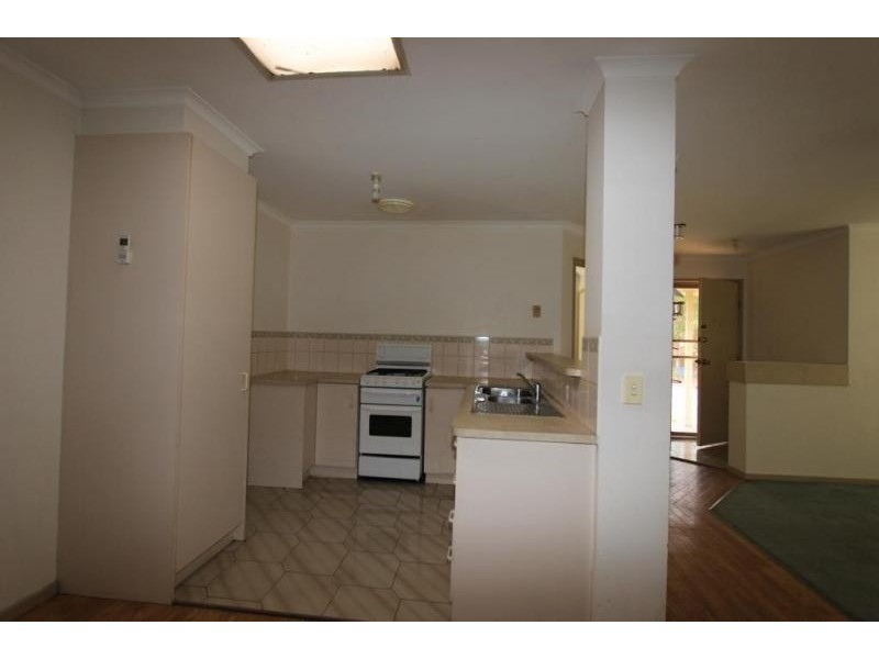 39 Magnolia Street, St Albans VIC 3021