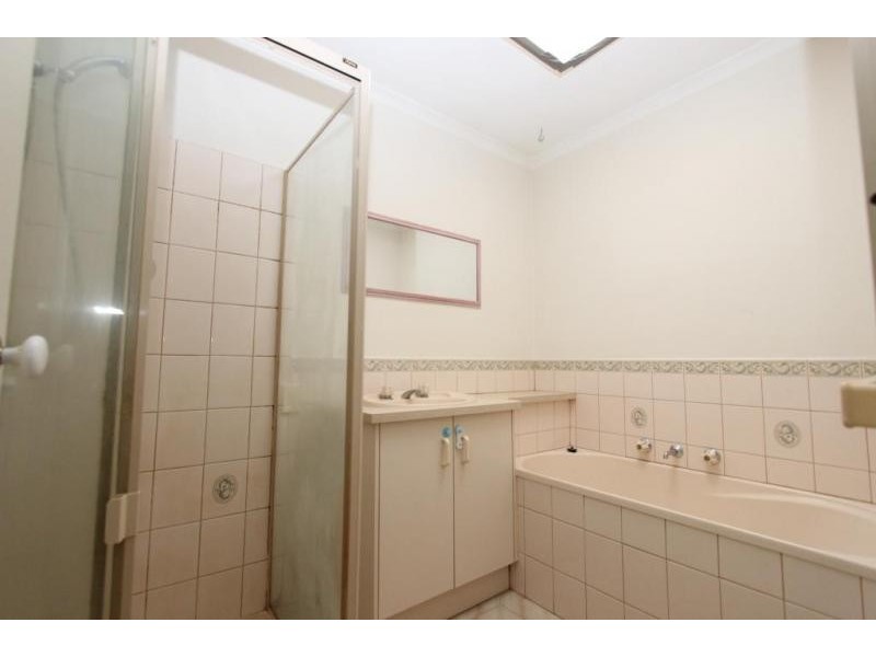 39 Magnolia Street, St Albans VIC 3021