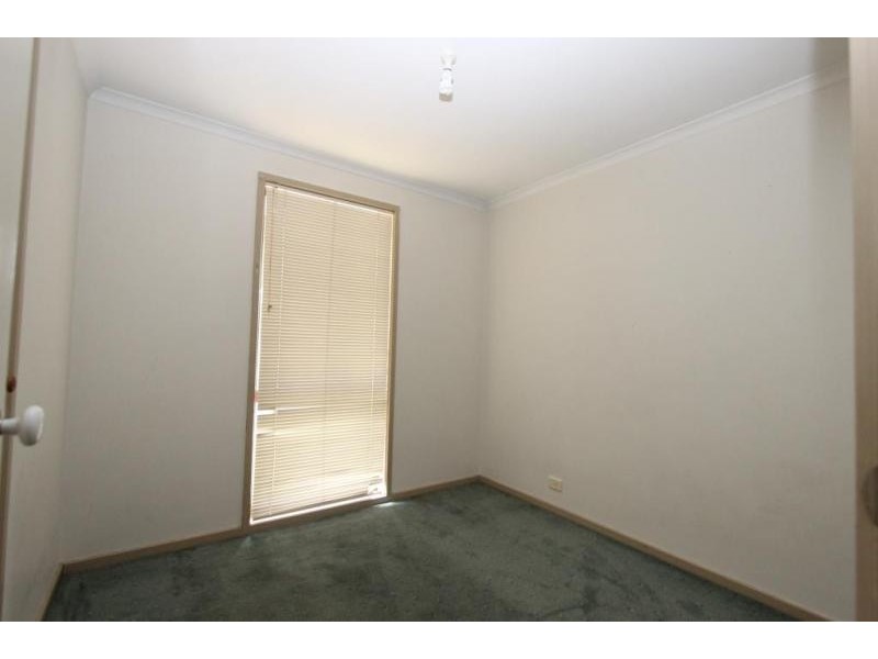 39 Magnolia Street, St Albans VIC 3021