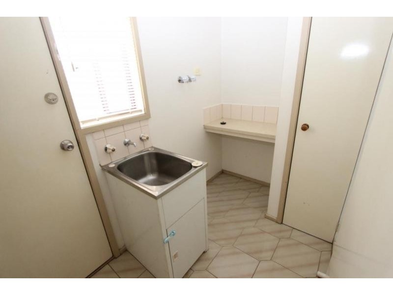 39 Magnolia Street, St Albans VIC 3021