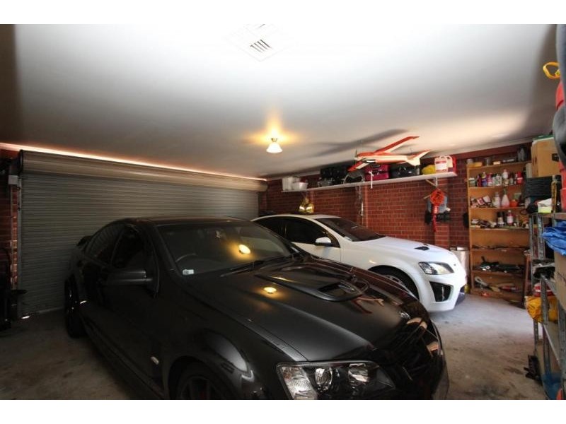 37 Domain Way, Taylors Hill VIC 3037