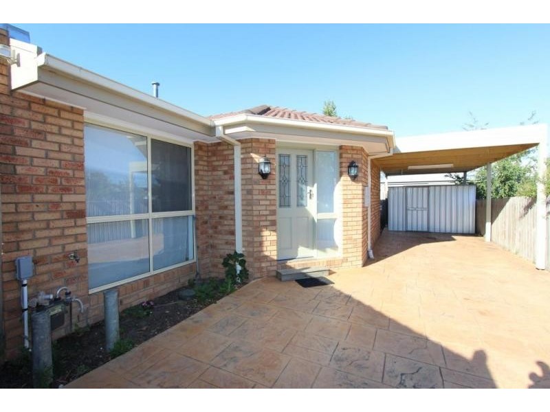 2/39 Manchester Drive, Sydenham VIC 3037