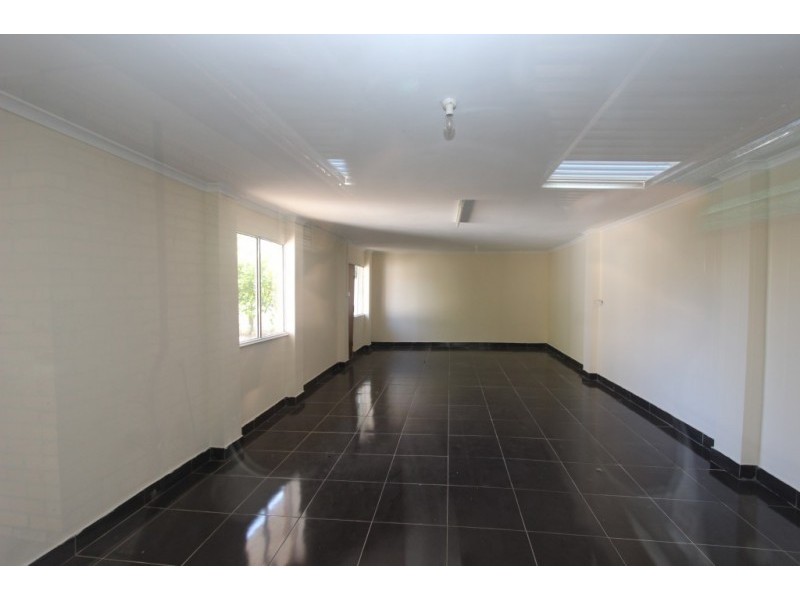 4 Woods Street, St Albans VIC 3021