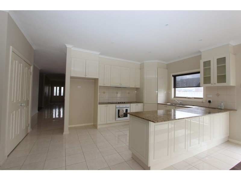 12 Lyme Park Circuit, Caroline Springs VIC 3023