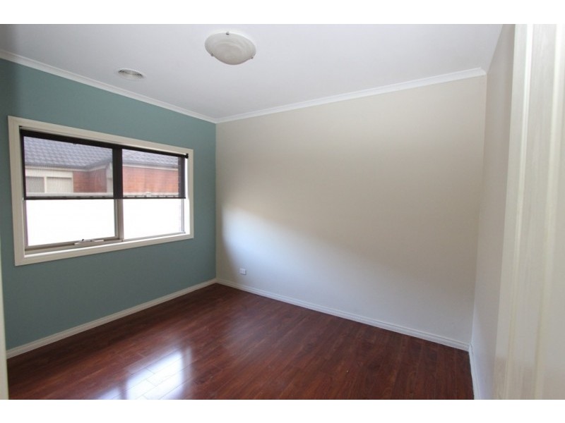 12 Lyme Park Circuit, Caroline Springs VIC 3023