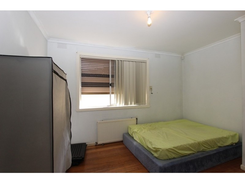 2 Billingham Street, Deer Park VIC 3023