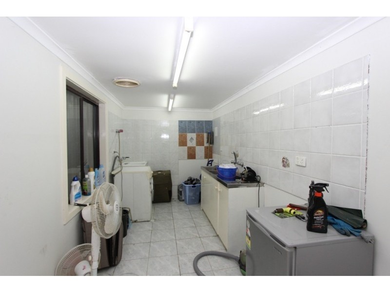 2 Billingham Street, Deer Park VIC 3023