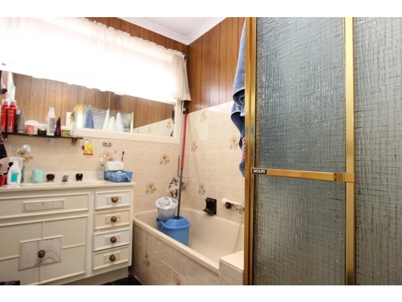 27 Opie Road, Deer Park VIC 3023