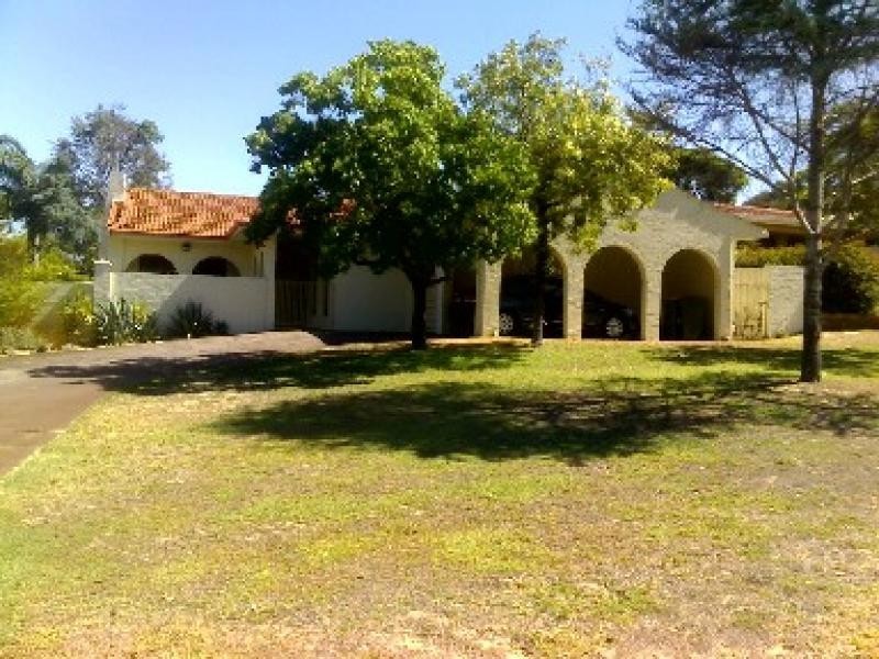 7 Rankin Way, Booragoon WA 6154