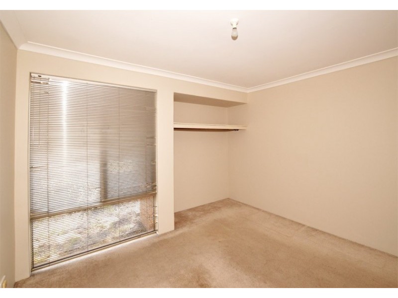 8 Durras Place, South Lake WA 6164