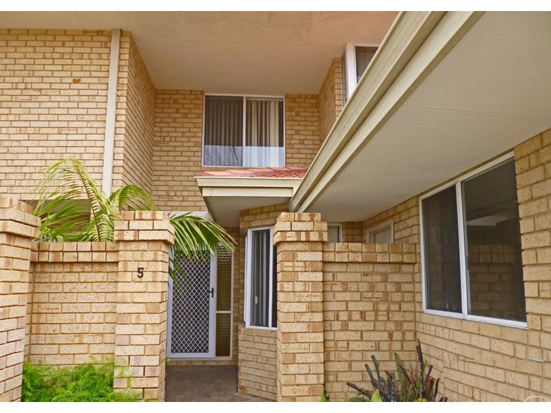 5/28 Fletcher Street, Rockingham WA 6168
