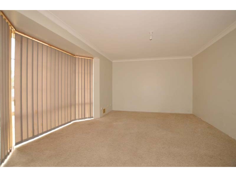 9 Well Place, Bibra Lake WA 6163