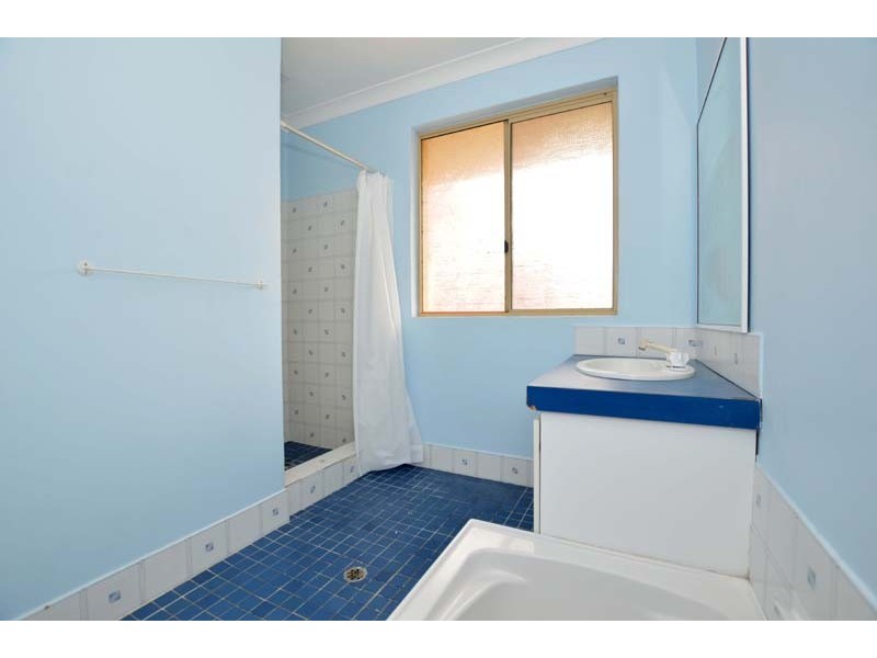 9 Well Place, Bibra Lake WA 6163