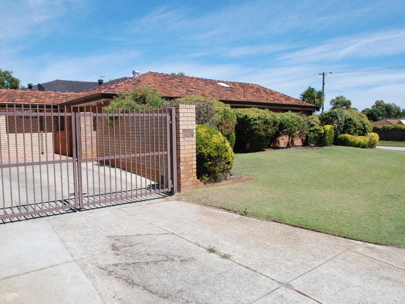 16 Gribble Road, Bull Creek WA 6149