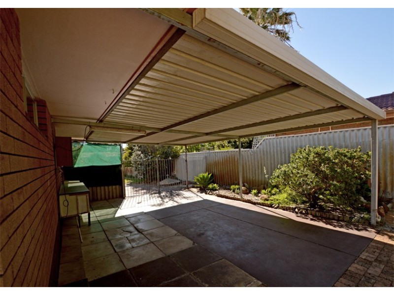 1 Falcon Court, Willetton WA 6155