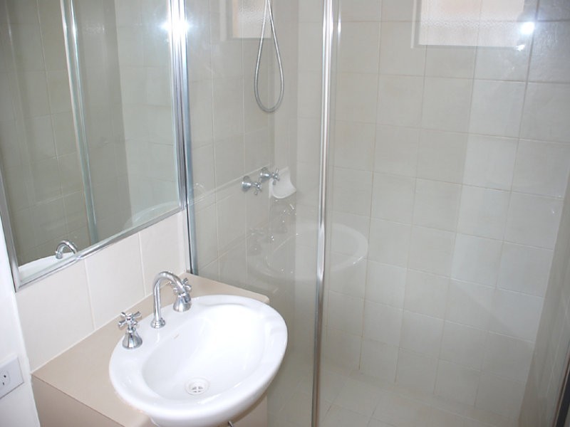 1B Ungaroo Road, Westminster WA 6061