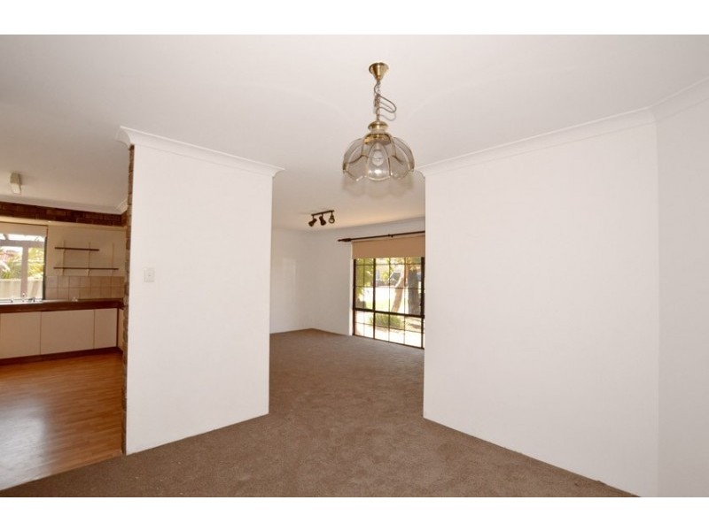 32 Garden Road, Spearwood WA 6163