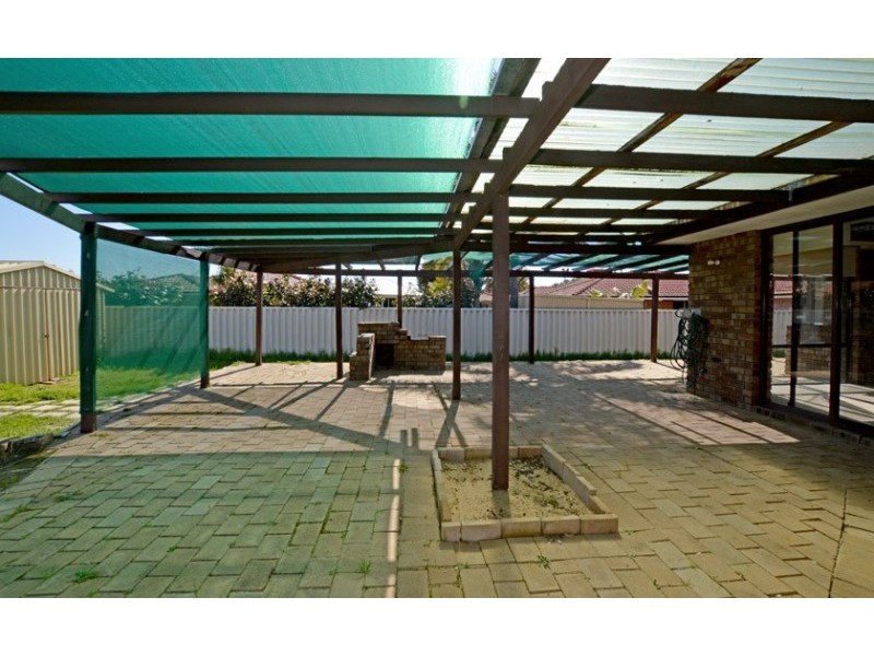 32 Garden Road, Spearwood WA 6163