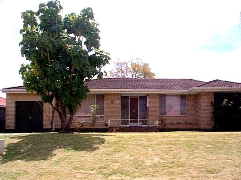 71 Reynolds Road, Forrestfield WA 6058