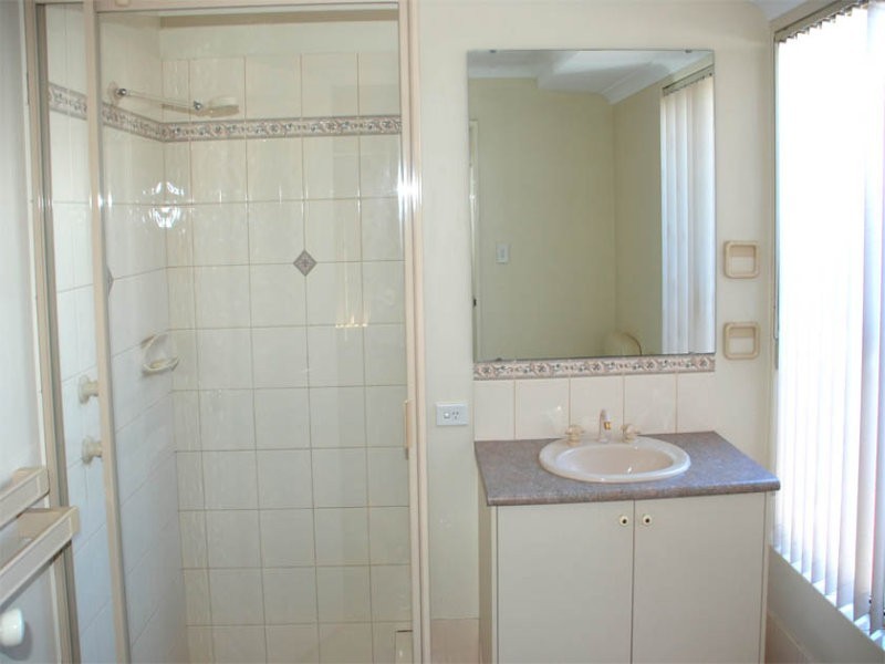 12 Millstream Place, Success WA 6164