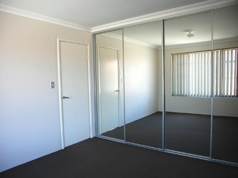 18 Bluebush Avenue, Beeliar WA 6164