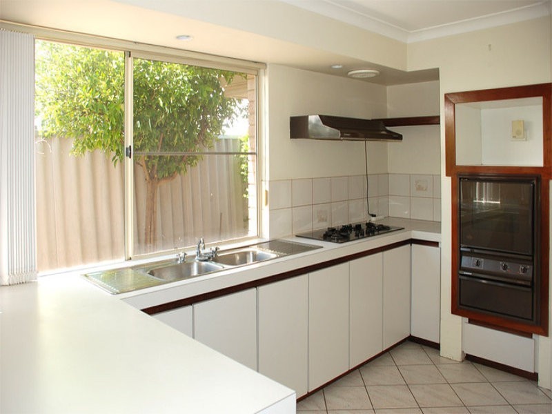 30 Mandala Crescent, Bateman WA 6150