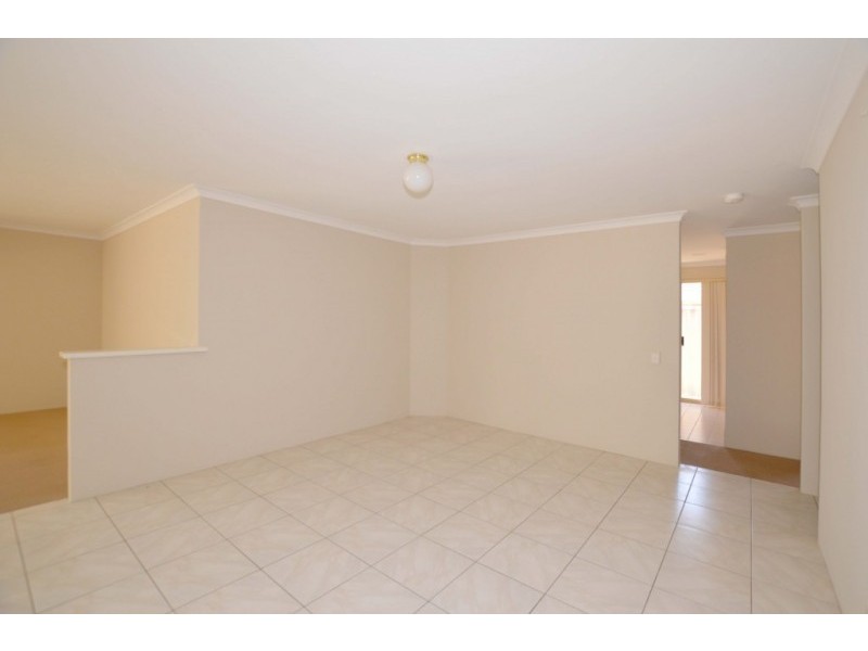 7 Maccalla Green, Canning Vale WA 6155