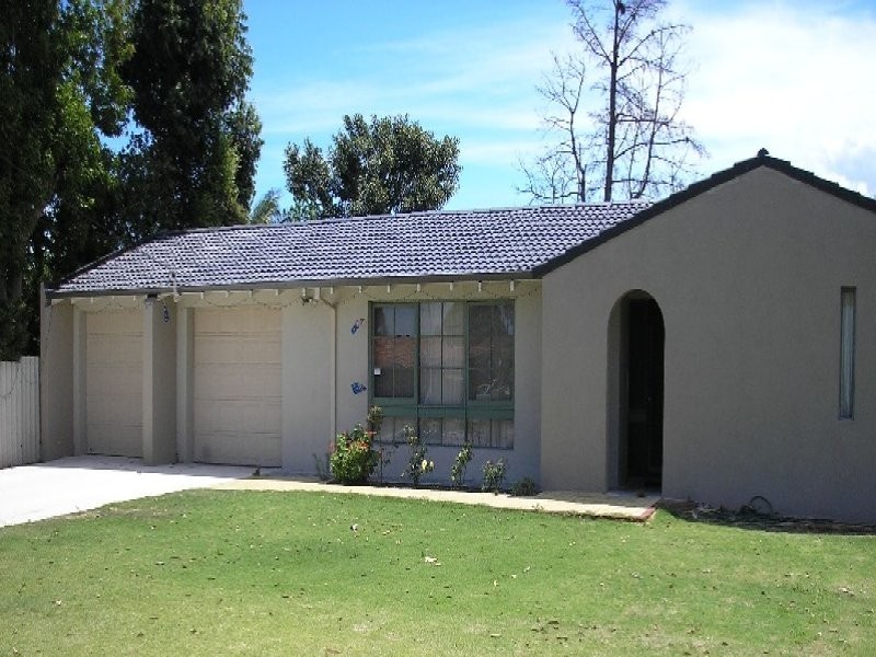 15 Mirrelia Way, Riverton WA 6148