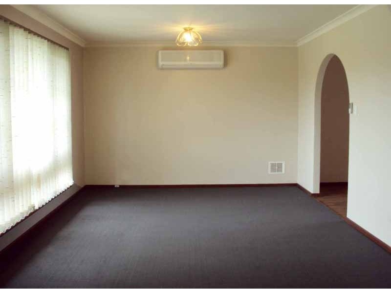 15 Mirrelia Way, Riverton WA 6148
