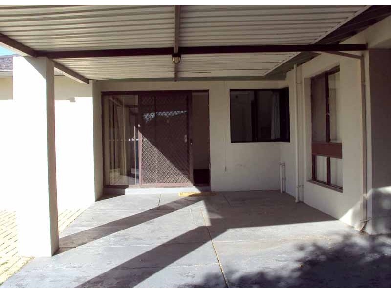 15 Mirrelia Way, Riverton WA 6148