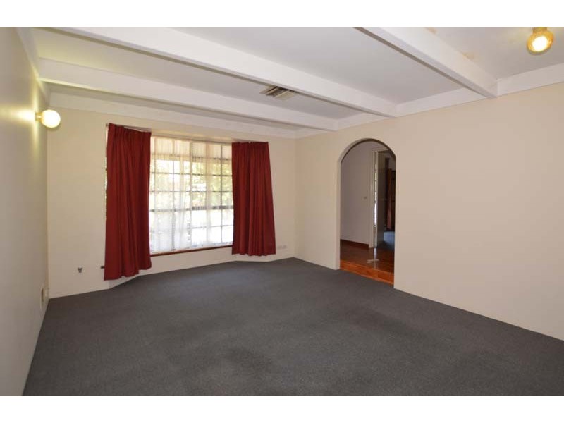 61 Eva Street, Maddington WA 6109