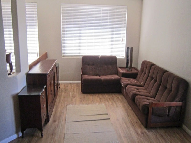 12 Heatherlea Parkway, Leeming WA 6149