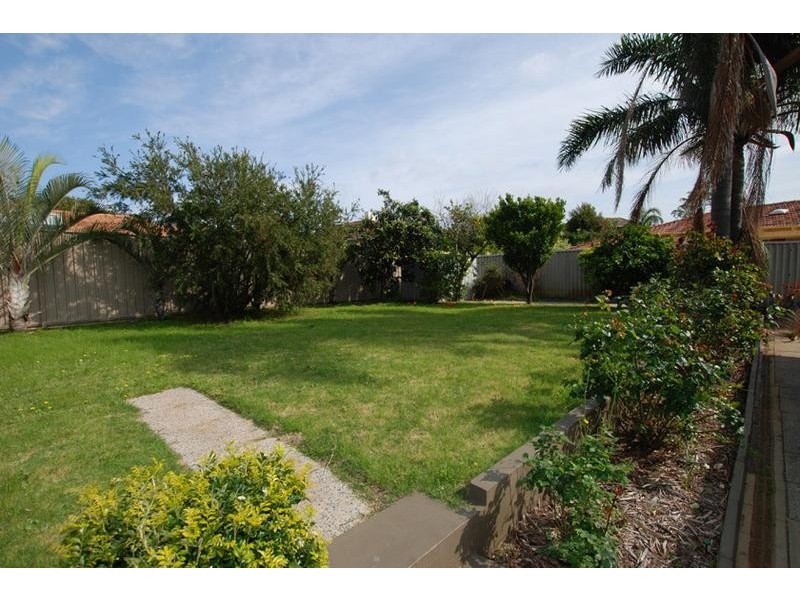 209 Riseley Street, Booragoon WA 6154