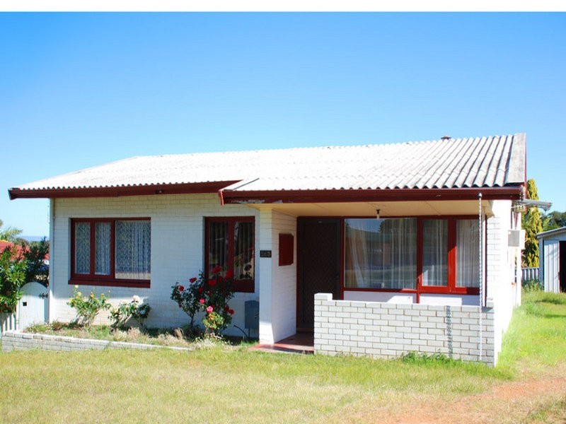 243 Winterfold Road, Coolbellup WA 6163