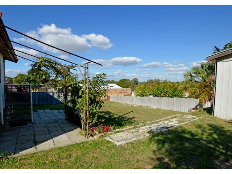 243 Winterfold Road, Coolbellup WA 6163