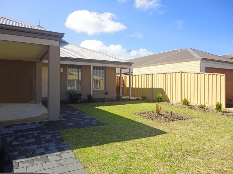 14 Camborne Approach, Bertram WA 6167