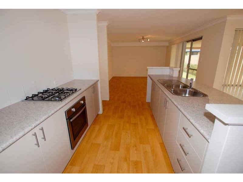 14 Camborne Approach, Bertram WA 6167