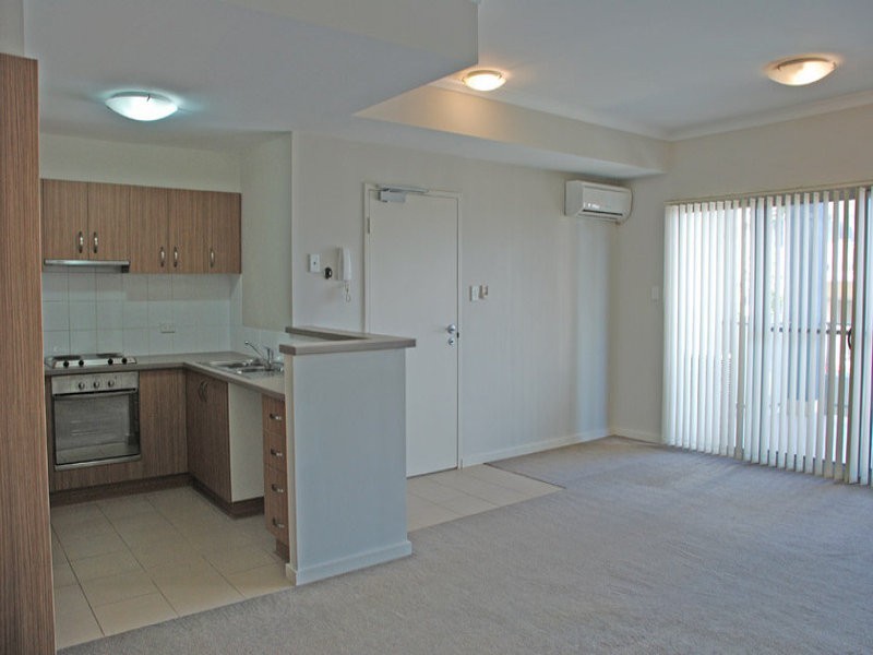 1/5 Ibera Way, Success WA 6164