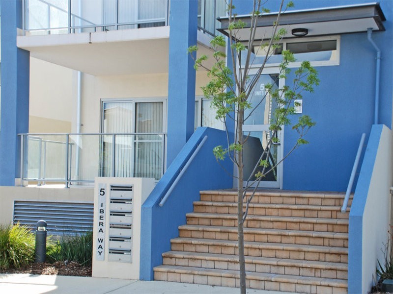 1/5 Ibera Way, Success WA 6164