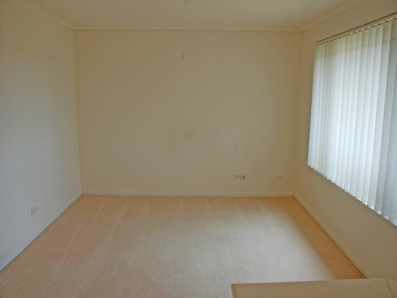 36A Pennlake Drive, Spearwood WA 6163