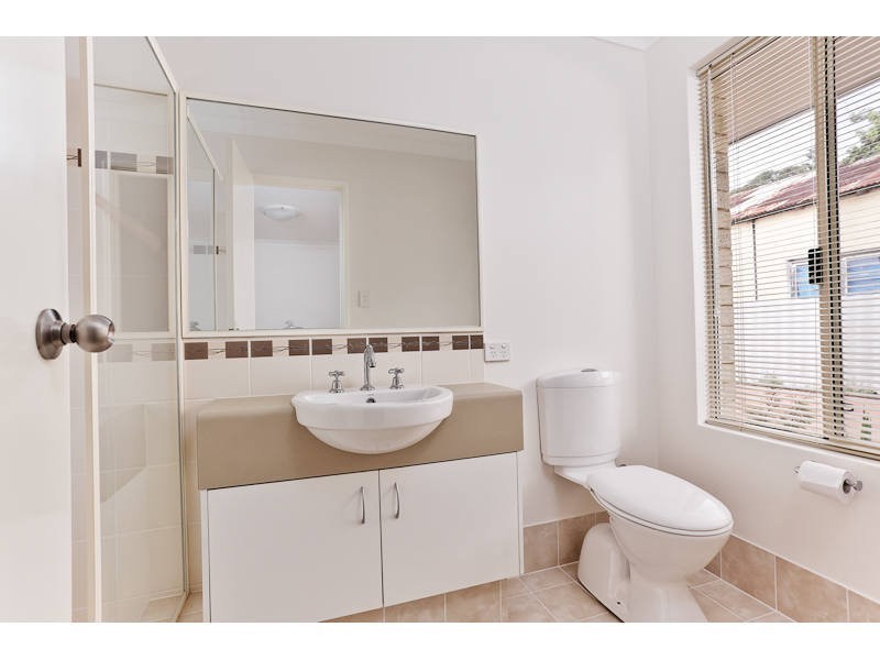 2/146 Parkin Street, Rockingham WA 6168