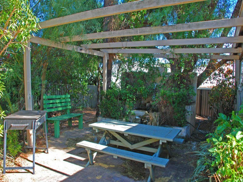 1 Skeahan Street, Spearwood WA 6163