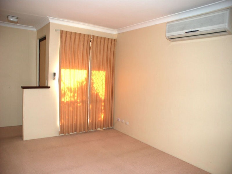 5/19 Golf Road, Parkwood WA 6147