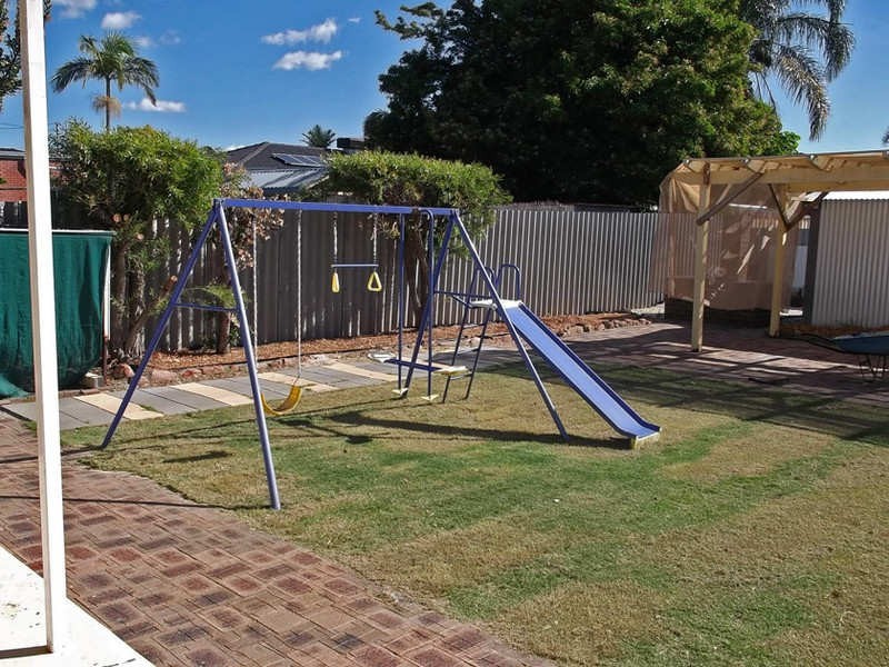 14 Lorenzo Street, Thornlie WA 6108