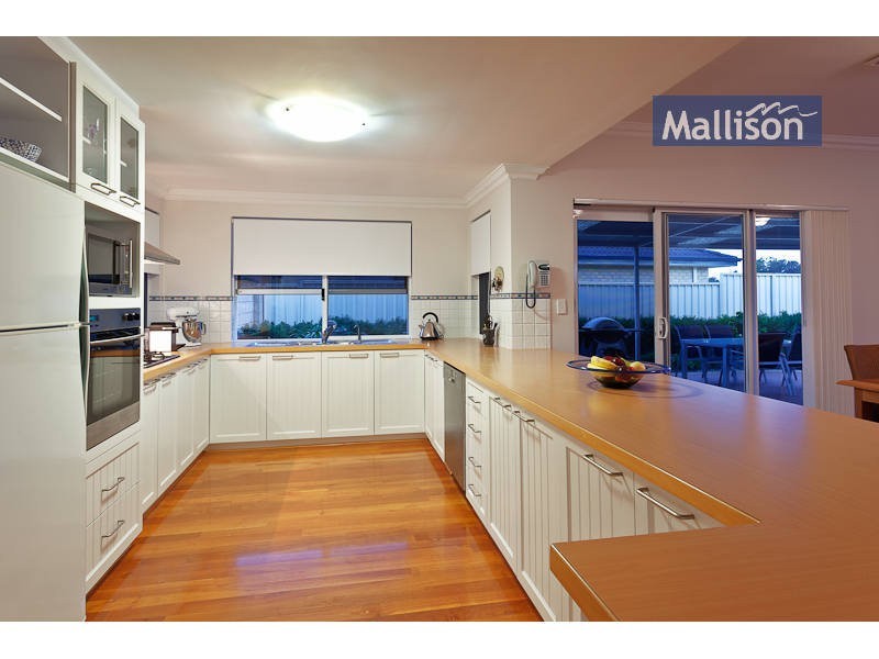57 Peterborough Circle, North Lake WA 6163